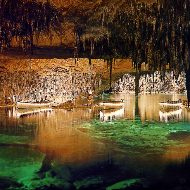 MallorcaTopActivities+CuevasdelDrach