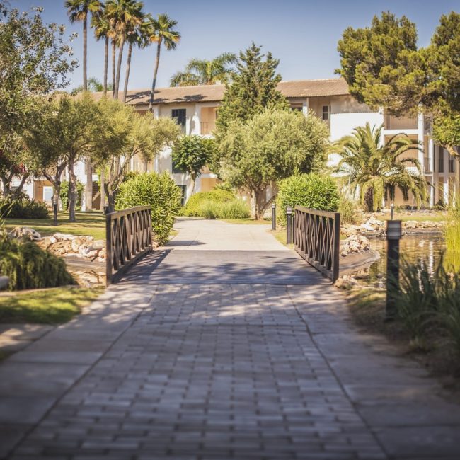 Blau-Colonia-San-Jordi-facilities-outside-2