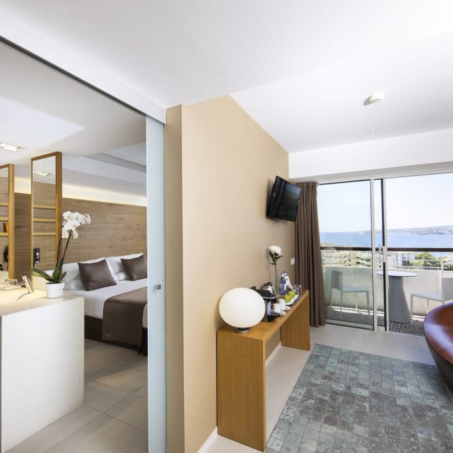 LeonardoBoutiqueHotelMallorcaPortPortals-Room-JuniorSuite2-2022