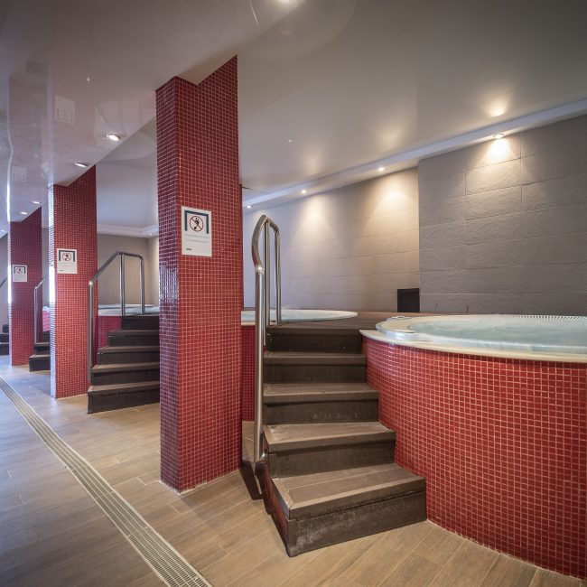 Blau-Punta-Reina-facilities-spa