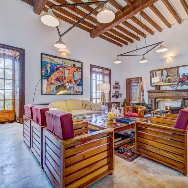 POSSESSIO-DE-SHORTA-LIVING-ROOM-FLOOR-1