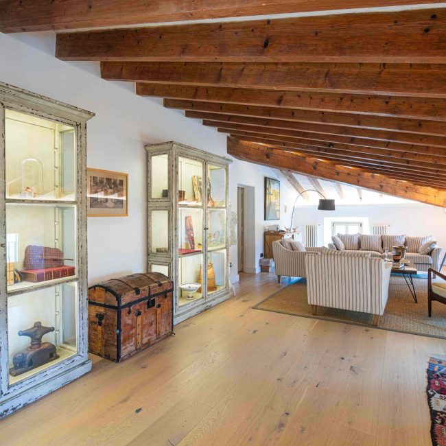 POSSESSIO-DE-SHORTA-MAIN SUITE SALA