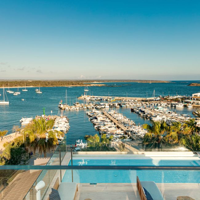 Vistas desde el rooftop The Top del Hotel Honucai
