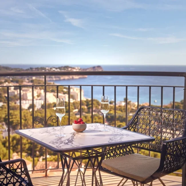 KING SUITE SEA VIEW